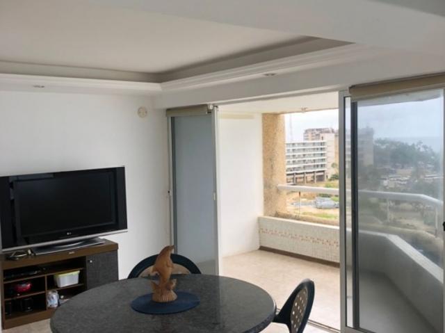 Vendo apto 75m2 1h/2b/2pe Caraballeda 4733