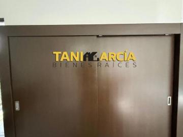 Vendo Casa muy amplia en Fraccionamiento Privado super céntrico en Córdoba