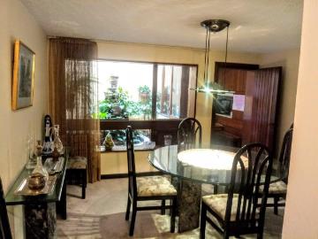 Vendo Casa muy cerca del centro comercial Wong Aurora