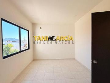 Vendo Casa Nueva en Fortín, super céntrica!
