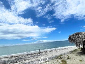 Vendo Casa cerca de la playa La Ermita, San Carlos