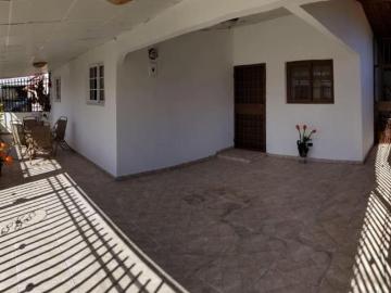 VENDO CASA CERCADA EN NUEVO REPARTO CHANIS