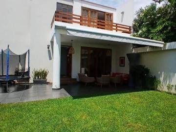 Vendo casa chalet en La Encantada De Villa $ 395,000