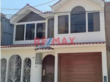 Vendo Casa Chiclayo. C.RIVERA