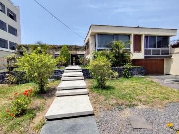 VENDO CASA COMO TERRENO, A MTS DE AV JAVIER PRADO CDRA 55, RES. MONTERRICO