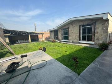 VENDO CASA COMO TERRENO EN SOL DE LA MOLINA 1,000 M2. PRECIO US$ 650,000 DÓLARES
