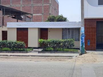 VENDO CASA COMO TERRENO SE 450 M2 EN VILLA MARÍA DEL TRIUNFO