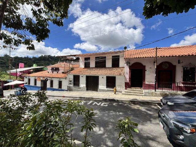 Vendo casa comercial 698m2 El Hatillo 1126