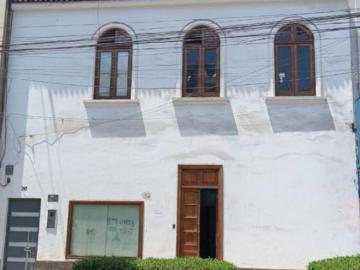 VENDO CASA COMERCIAL EN CALLE ENRIQUE VILLAR 429, URB. SANTA BEATRIZ AT:210m2