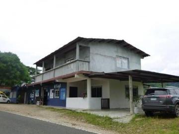 VENDO CASA COMERCIAL PORTOBELO