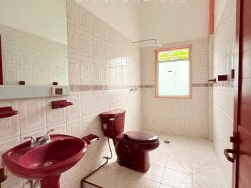 Vendo Casa con 4 recámaras y jardín amplio en Fraccionamiento Nuevo Córdoba, Córdoba