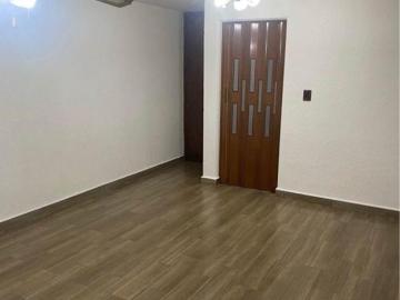 VENDO CASA CON 160m², EN COL. SINDICATO MEXICANO DE ELECTRICISTAS, CERCA DE AVENIDAS PRINCIPALES