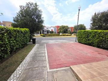 Vendo Casa con ampliación en Villas del Campo, Calimaya, Estado de México