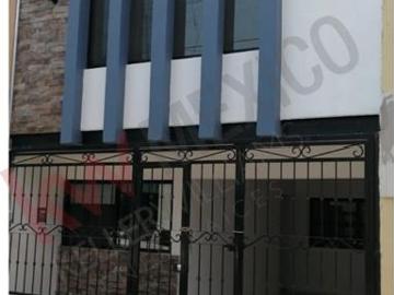 Vendo casa con Roof Garden en Santa Cecilia, Guadalajara, Jalisco