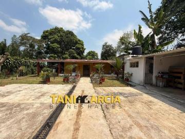 Vendo Casa de Campo en Fortín, ubicada en Villa Unión