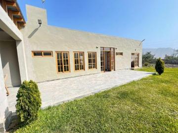 VENDO CASA DE CAMPO 1024 M2 EN BAHIAS 2 CIENEGUILLA