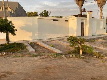 VENDO CASA DE PLAYA EN CATARINDO, MOLLENDO EXELENTE UBICACION