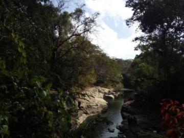 VENDO CASA DE PLAYA 2 NIVLES EN NUEVA GORGONA