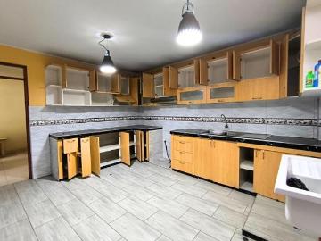 VENDO CASA DE 320M2 EN EL AGUSTINO