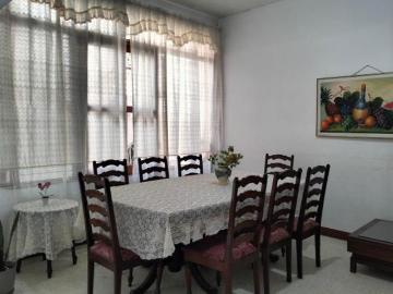 Vendo Casa de 3 pisos en Iquitos cerca al Mall Aventura Plaza