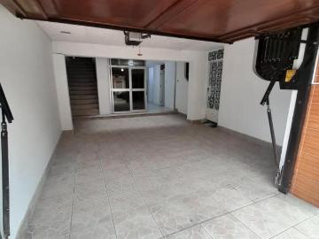 VENDO CASA DE 4 PISOS EN LOS OLIVOS. Ref. Las Palmeras Eizaguirre