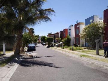 REMATO CASA EN BANUS RESIDENCIAL, JALISCO JUNTO PLAZA OUTLET GUADALAJARA