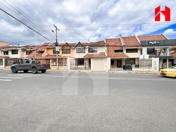 Vendo casa en Cuenca sector Av. Pichincha CC3468 Casa en Venta en Cuenca Av. Pichincha