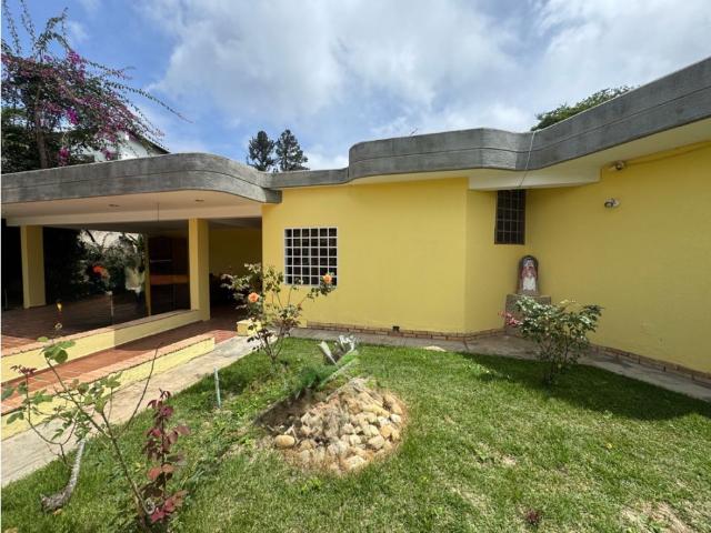 Vendo casa en calle cerrada de 1 planta, La Lagunita