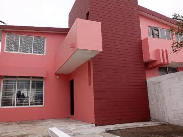 VENDO CASA EN COLONIA PETROLERA NO CREDITOS