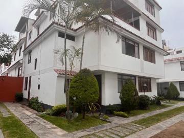 VENDO CASA EN CONDOMINIO EN MONTERRICO SURCO