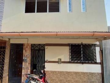 VENDO CASA EN DE 2 PISOS EN YURIMAGUAS