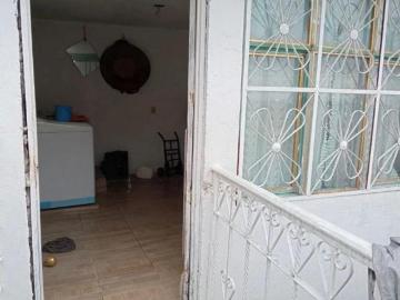 VENDO CASA EN LOMA COLORADA 2DA SECCION