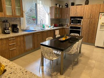 Vendo casa en puerto azul