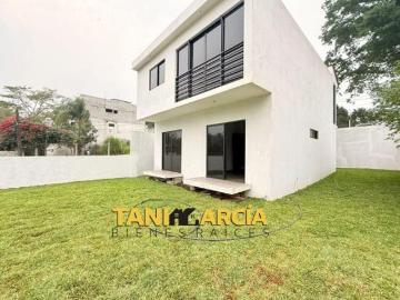Vendo Casa en preventa de 790 m2 terreno en Córdoba!