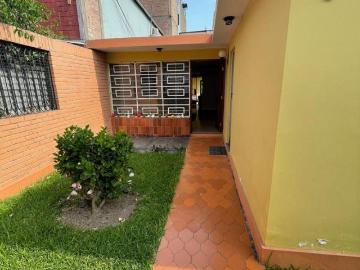 VENDO CASA EN SALAMANCA DE MONTERRICO USD 209,000