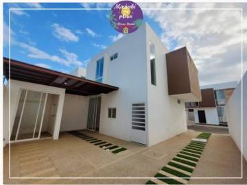 Vendo Casa en urb. frente al mar