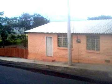 VENDO CASA EN YACHAY