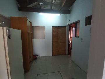 Vendo casa grande con patio parquizado pileta en godoy cruz