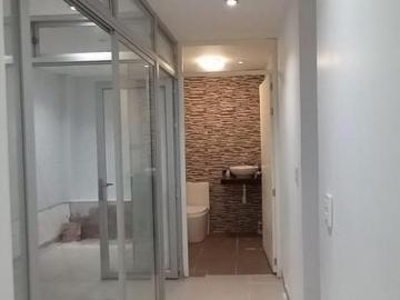 Vendo Casa Habilitada Para Consultorios Medicos, Clinica Y/o Instituto