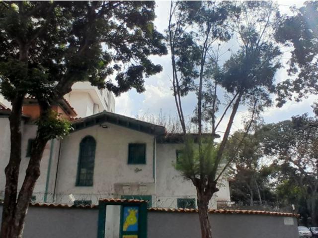 Vendo Casa Para Remodelar 380mt2 5h/4b/4pe La Campiña