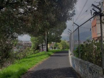 VENDO CASA QUITUMBE, CONJUNTO ALPALLACTA