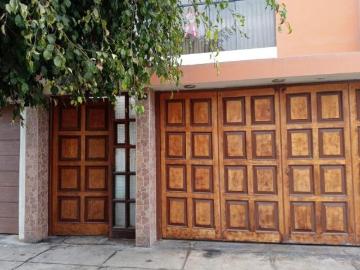 VENDO CASA TIPO DUPLEX EN PUEBLO LIBRE