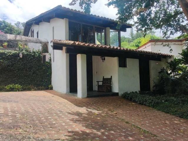 Vendo casa 350 m2 ORIPOTO 0059