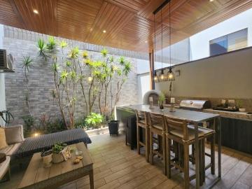 VENDO CASA UBICADA EN CA. EL INCARIO, URB. EL DERBY, SURCO