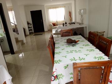 Vendo casa Urb Napoli 4 habitaciones y piscina