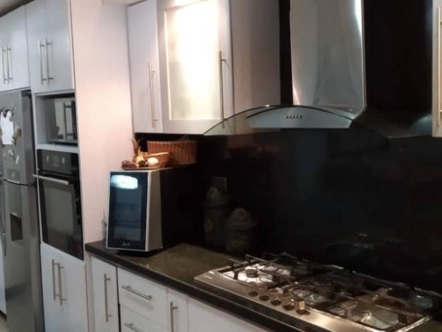 Vendo casa 157m2 La Esperanza 2 Castillejo Guatire 8405