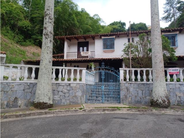 Vendo casa 350m2, 6H/5B/4E/ URB San Luis 8347, CLIENTE DIRECTO