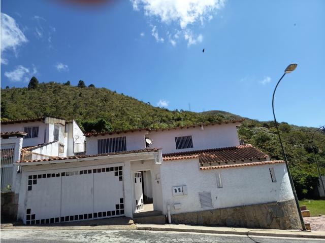 Vendo casa 580m2 Altos de Monterrey 1264