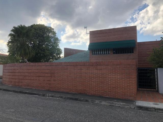 Vendo casa 500m2 Terraza del Club Hípico 9728