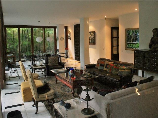 Vendo CASA 975m2 5h/6b/6p Los Palos Grandes 4476